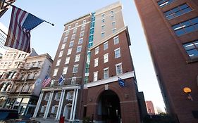 Hampton Inn & Suites Providence Downtown